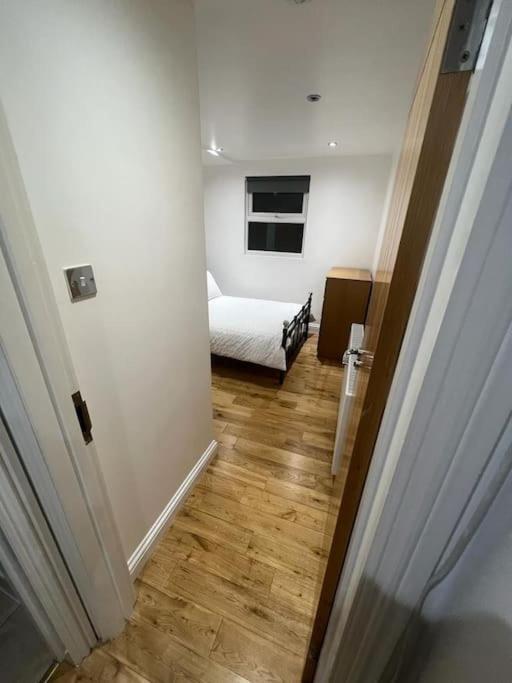 2 Bedroom Apartment In Hampdenrd Londyn Zewnętrze zdjęcie