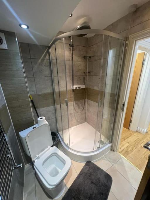 2 Bedroom Apartment In Hampdenrd Londyn Zewnętrze zdjęcie